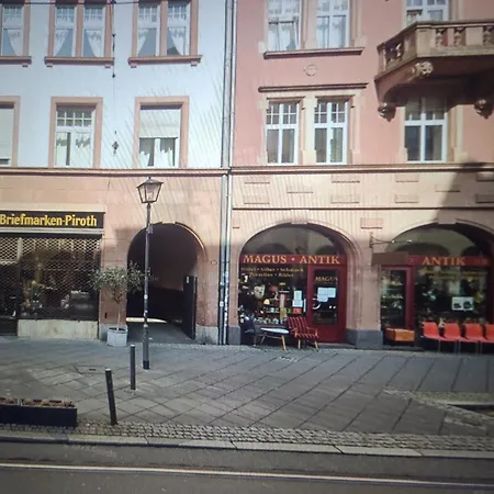 Central In Frankfurt * 美因河畔法兰克福