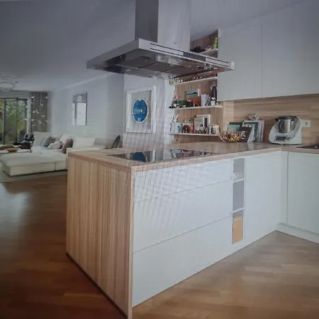 Central In Frankfurt Apartment